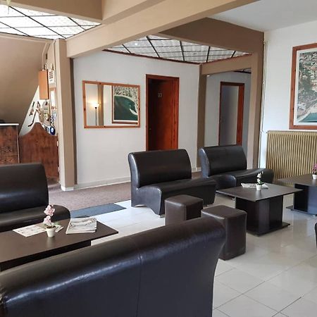 Hotel Paralia Nea Karvali Esterno foto