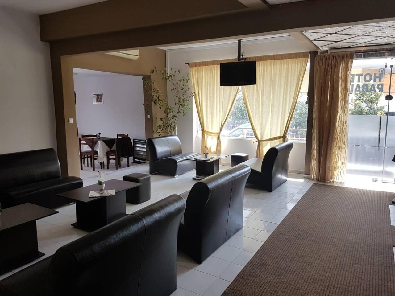 Hotel Paralia Nea Karvali Esterno foto