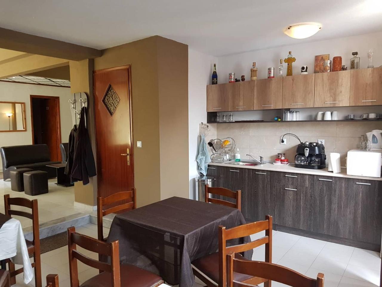 Hotel Paralia Nea Karvali Esterno foto